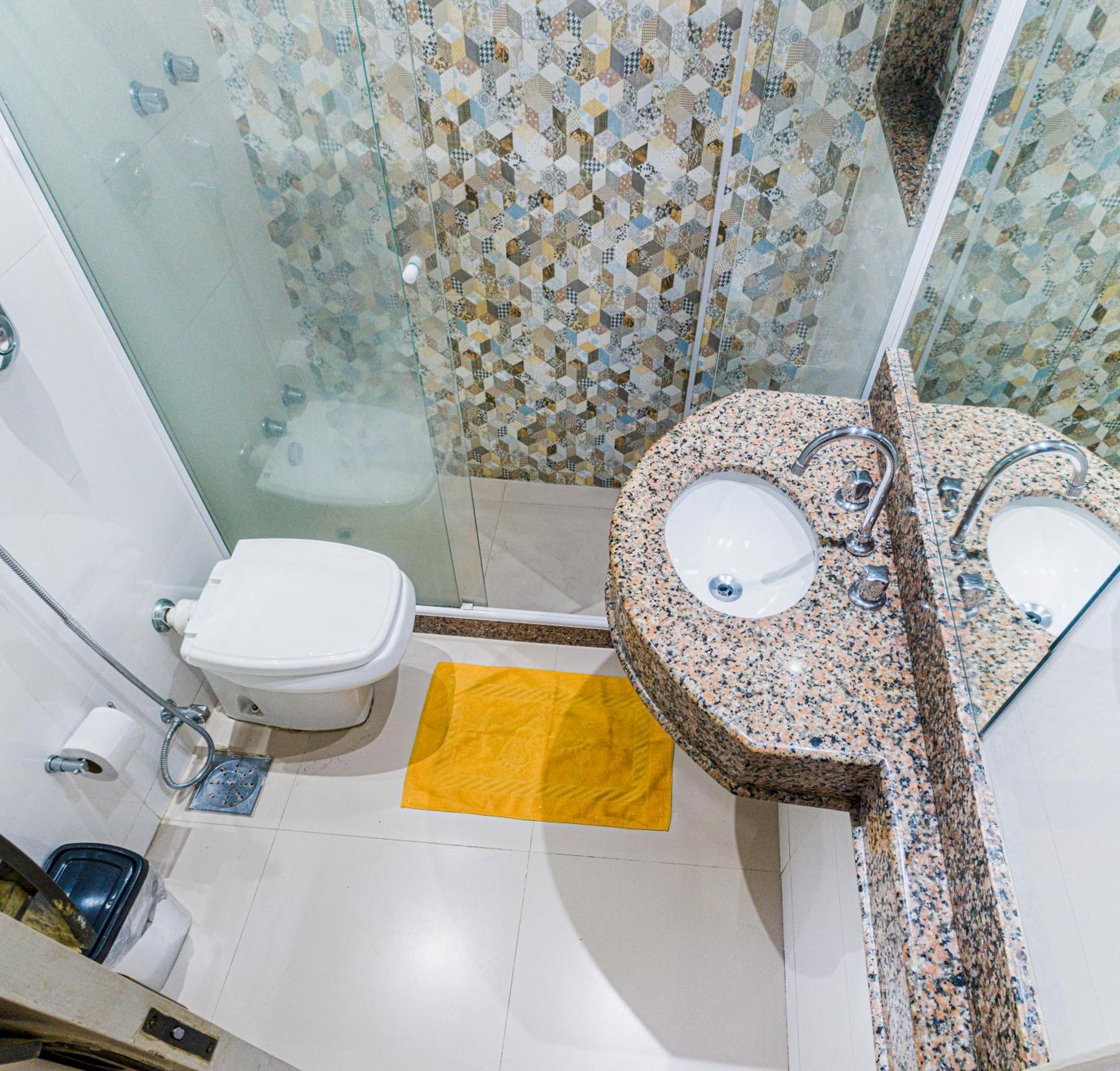 Apartamento Completo Na Praia De Copacabana 02 Quartos Com Vista Lateral Mar Em Andar Alto, Ar, Wifi , Netflix, Pauloangerami Rmvc18 Rio de Janeiro Exterior foto
